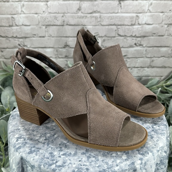 Koolaburra by UGG Kaiah Dark Tan Suede Open Toe Shooties Women’s 7.5M🌟NWOT🌟 - Picture 11 of 11